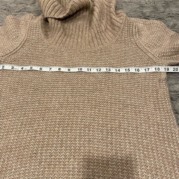 White House Black Market Wool Crochet Sweater Dress Cowl Neck Nude Medium - Picture 4 of 7